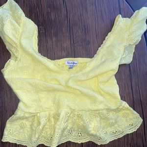 Cute yellow summer blouse!